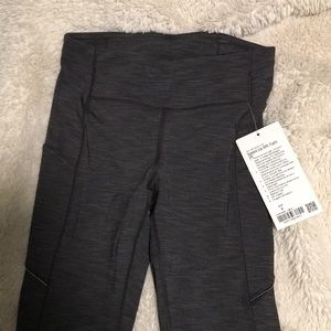 •NEW w/ TAG Lululemon Speed Up MR Tight 28” Sz 4•